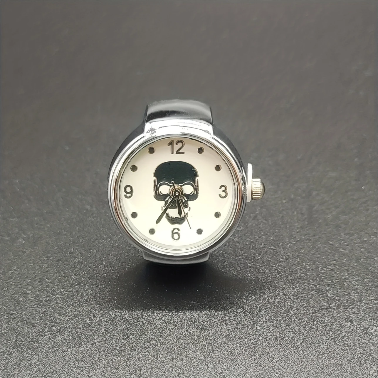 Halloween, Christmas Eve, Skull Ring Watch, Crowd Watch, Ring Watch, Antique Mini Finger Watch, Roman Digital Watch view 4