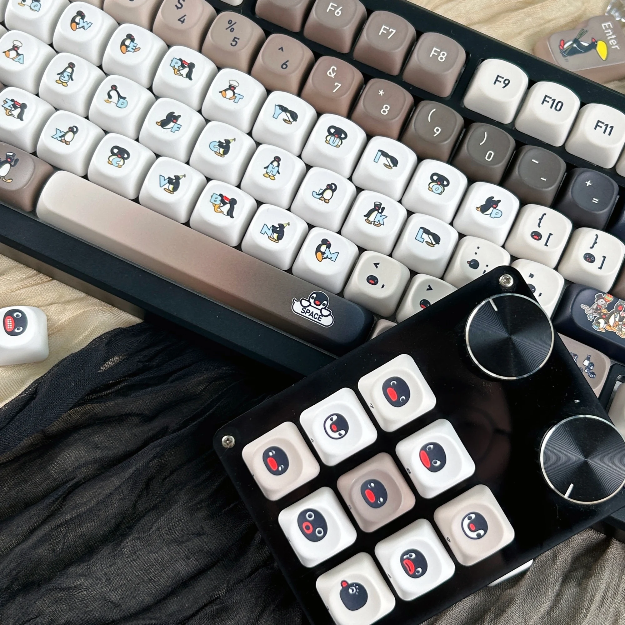 MAIMOOO Cute Pingu Keycap MOA Cherry Profile PBT Custom Cartoon Penguin Korean/Russian/Thai Keycaps for Mechanical Keyboard Gift