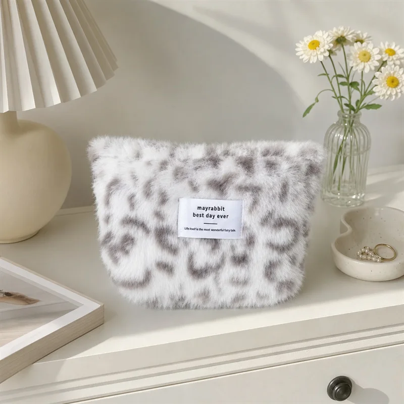 Cute Soft Faux Rabbit Fur Leopard Print Cosmetic Pouch Mini Portable Touch Up Makeup Storage Bag For Girls