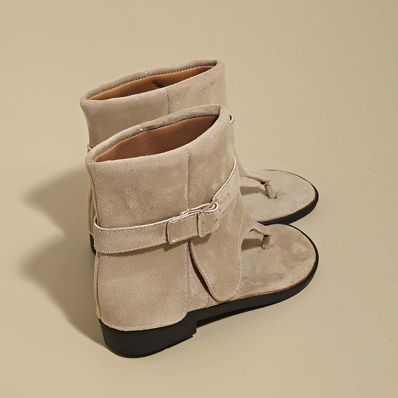 Ladies' thong sandals, cropped boot pants, versatile Roman sandals for summer