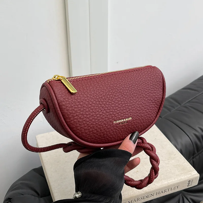 

​​2025 French Style Niche Bag Semi Circle Dumpling Crossbody Purse High End Women Shoulder Bag Fashion Instagrammable Bag​