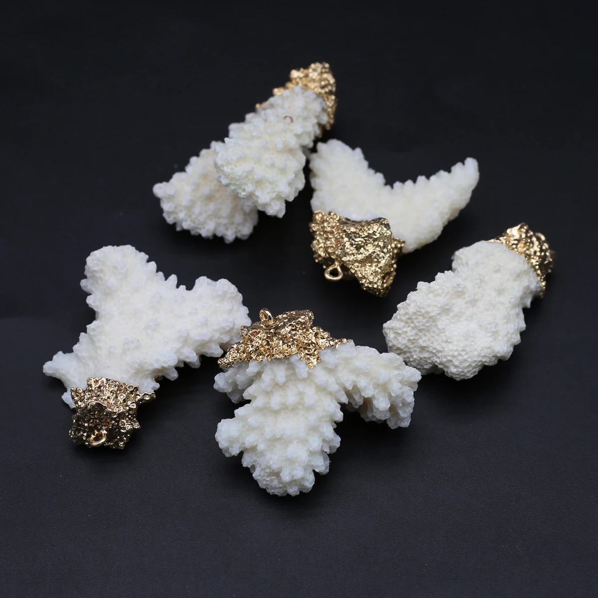 Natural Shell White Coral Irregular Tree Branch Pendant Crafts Jewelry Making DIY Necklace Earrings Accessories Gift Party Decor