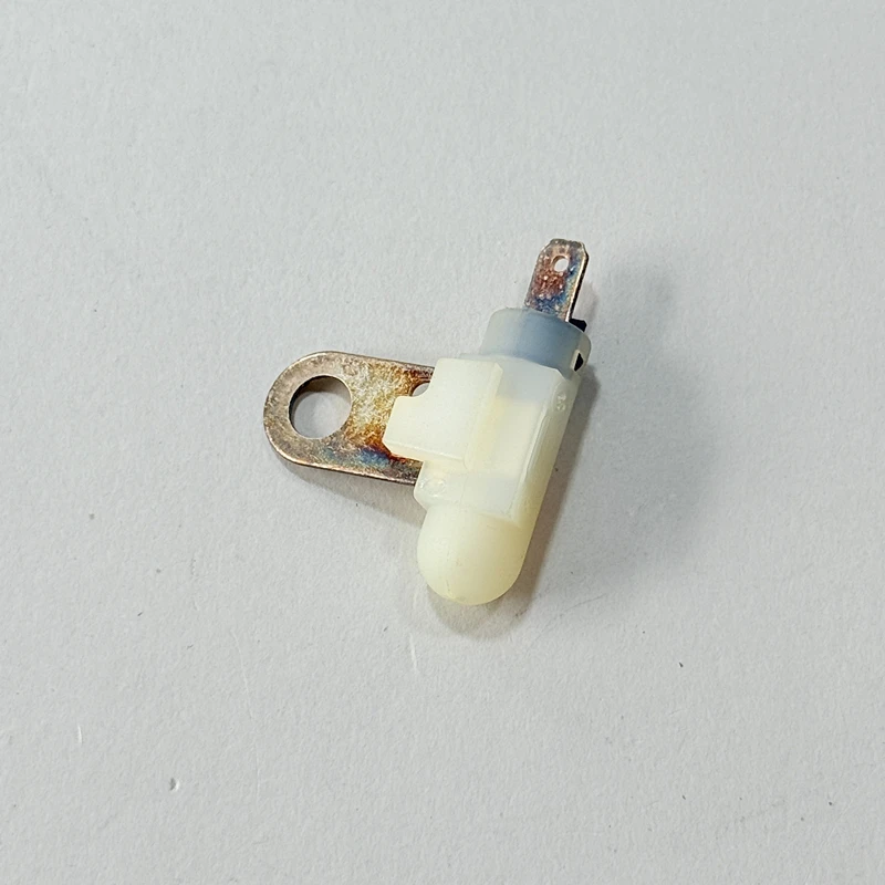 6366.37 Brand New Original Trunk Light Switch 636637 For Citroen