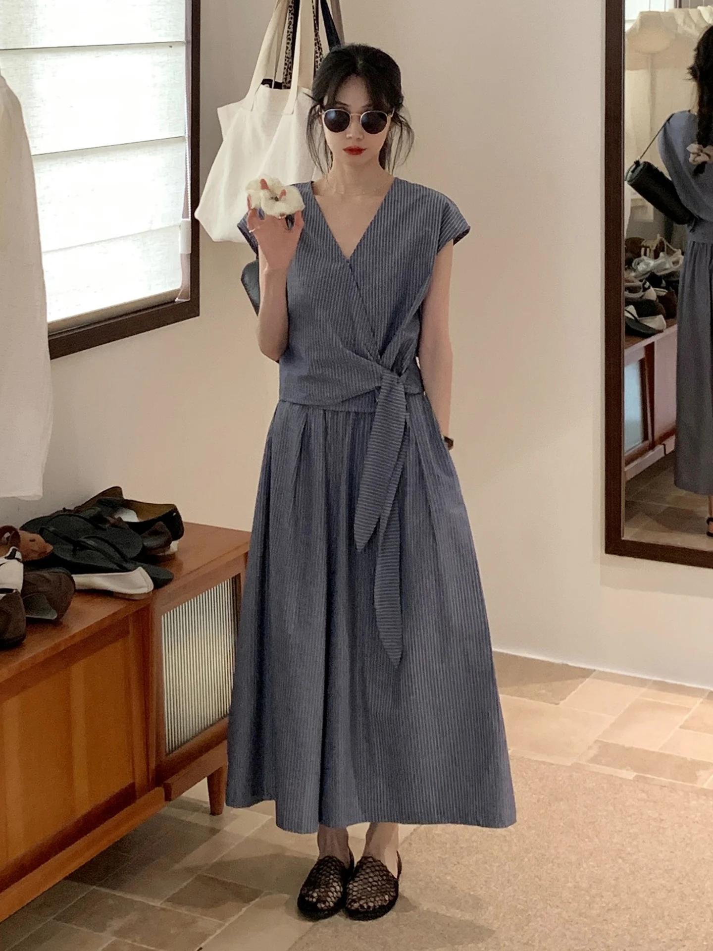 

Женская корейская юбка Faion с v-образным вырезом irt, комплект ort Sve 2022, летний наряд Ele, стильный комплект из двух предметов