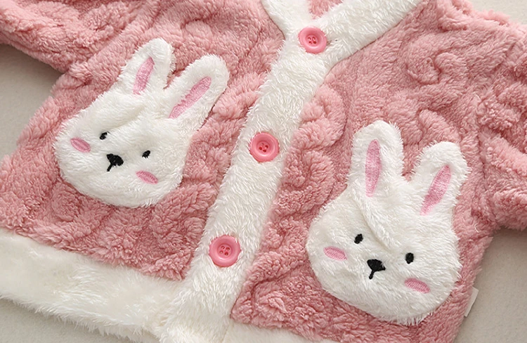 Herbst-Winter-Kleinkind-Mädchen-Flanell-Pyjama-Sets Kinder Süßer Hase Verdickte Warme Strickjacke+Hose 2-teiliges Baby-Loungewear-Outfit – Detail 3