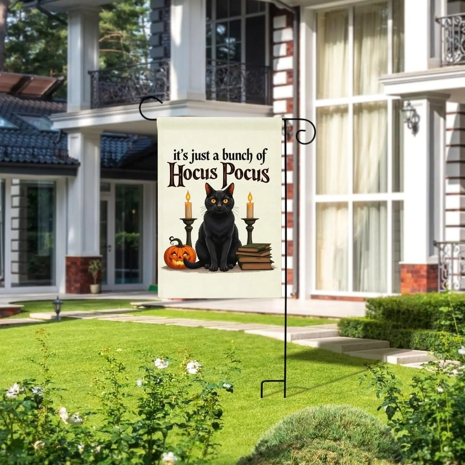 إنه مجرد مجموعة من علم حديقة Hocus Pocus مقاس 12 × 18 بوصة مزدوج الجوانب للخيش الصغير الخارجي لتزيين ساحة الترحيب DDN