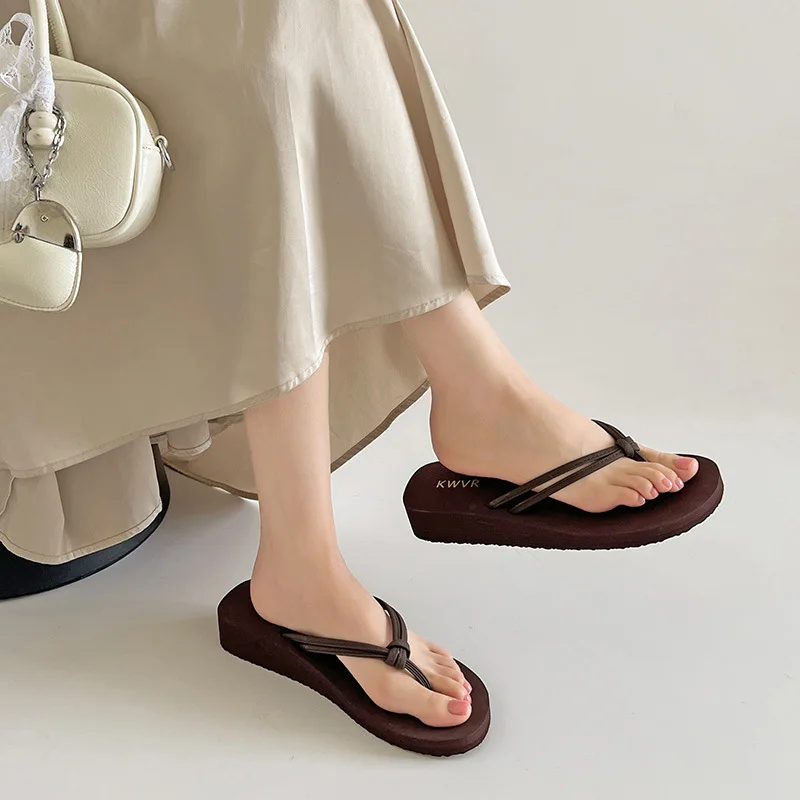 Women Brown Flip Flops Summer Flat Thong Sandals Non Slip Beach Slippers Casual Outdoor Slides Ladies Daily Walking Shoes view 6