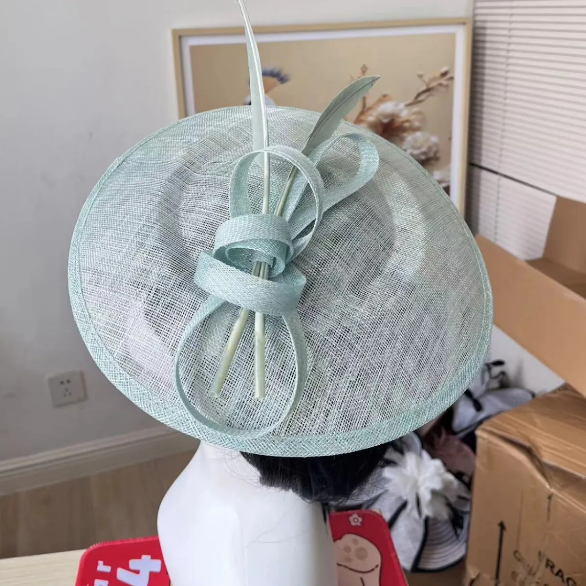 Factory Original Design Green Blue Sinamay Feather Fascinators Large Sinamay Hairbands Fedora Cap Ladies Party Wedding Headwear