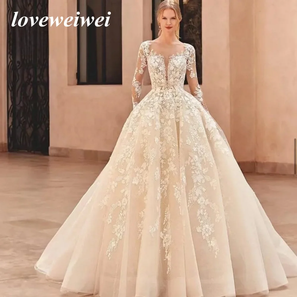 Robe de mariée en dentelle avec appliques A-Line pour les patients, manches longues, bouton arrière, train de cour, magnifique, luxe, éducatif