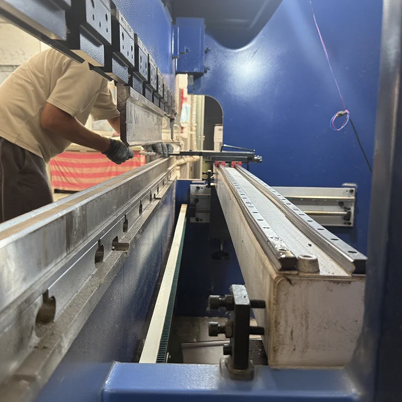 Hot Sale Simple CNC Bending Machine Bar Automatic Stirrup Bending Machine Low Price