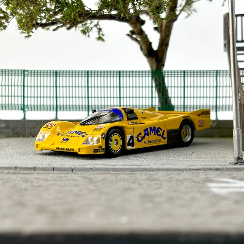 Sparky&Tiny 1/64 Porsche 962C Camel legering speelgoedmotorvoertuig gegoten metalen model