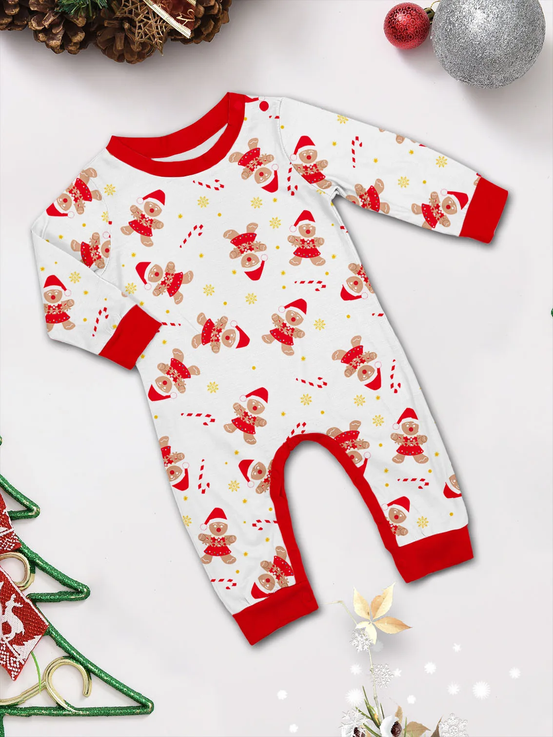 Christmas Family outfit Happy cartoon print pajamas for Adults and Children Outfit Casual soft home outfit Baby & Dog jumpsuit