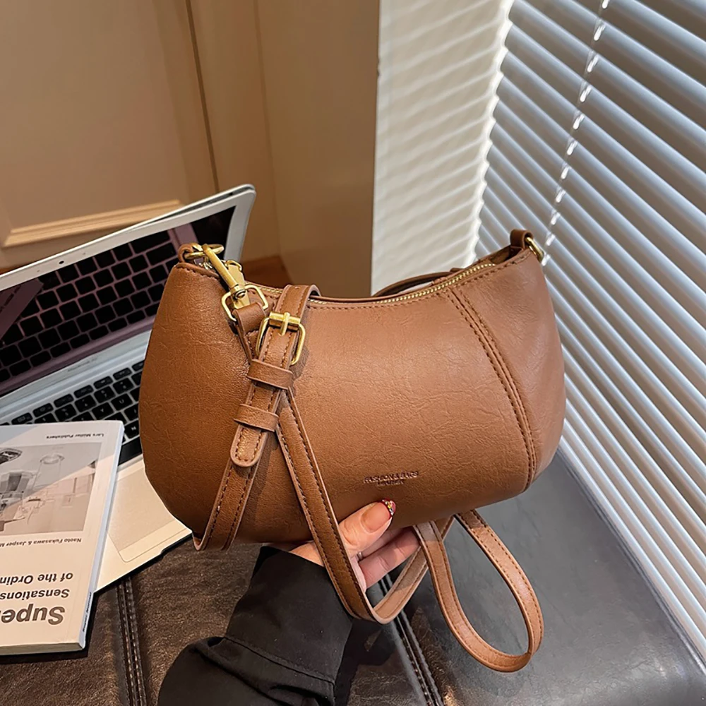 

Коричневая сумка через плечо из искусственной кожи, женская шикарная однотонная сумка через плечо в корейском стиле на молнии с буквами, универсальная универсальная сумка для поездок на работу