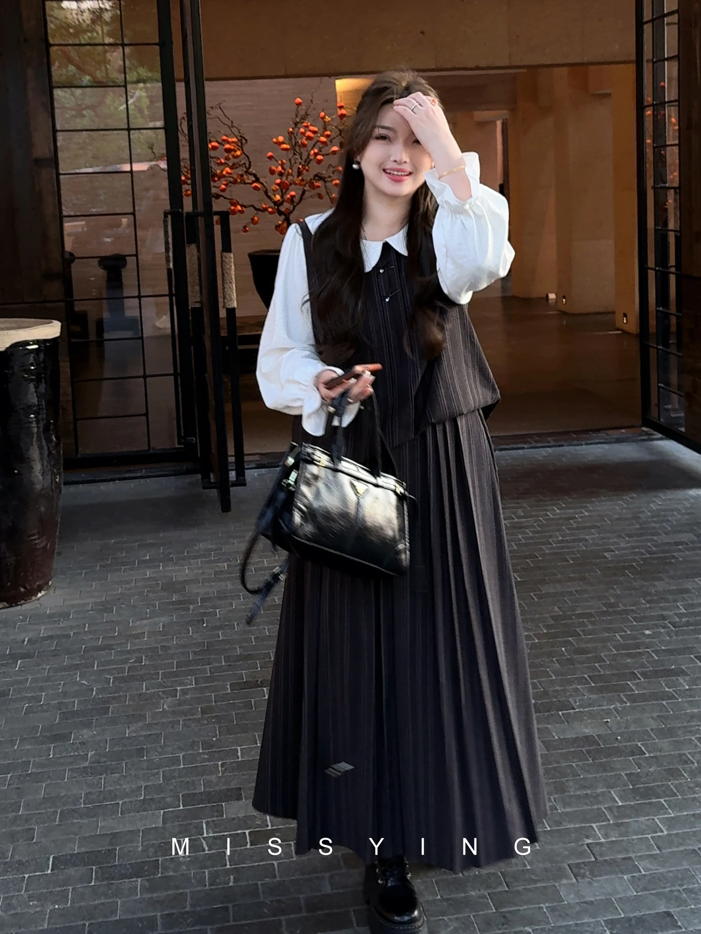 

Романтический полосатый комплект из двух предметов больших размеров: модный юбочный костюм и топ в корейском стиле, свободный крой, весенняя одежда