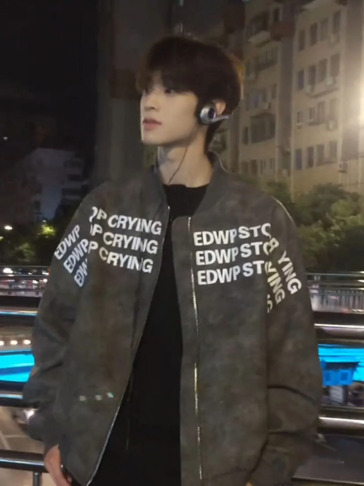 

Мужская кожаная куртка в американском уличном стиле с принтом, бейсбольная куртка, весенняя новинка, из полиэфирного волокна, Cleanfit