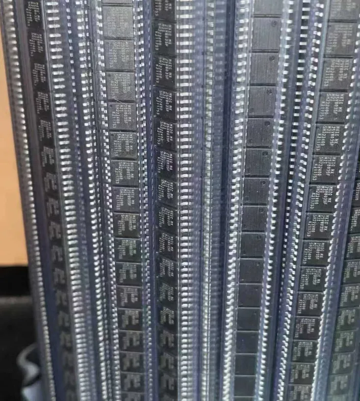 MX25V8035FM2I Nor F…