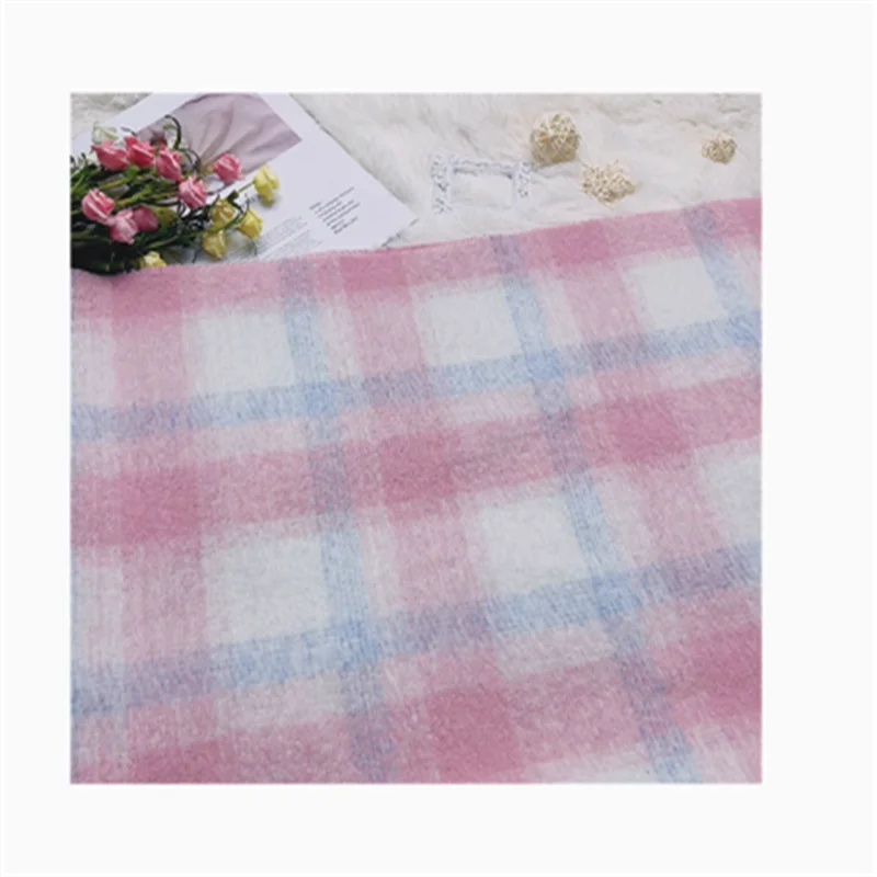 

Autumn and winter gentle and cute pink sweet large grid soft plush fabric