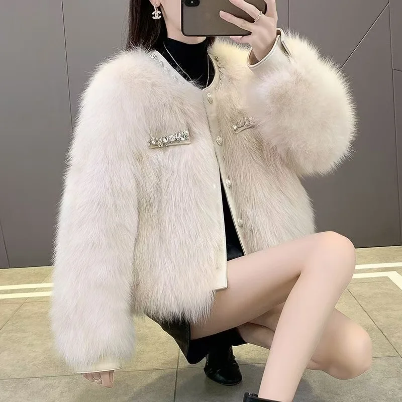 Fashion Leisure Plush Women Outwear Autumn Winter Short Faux Fur Lady Coat Round Neck Long Sleeves Fur Female Jacket