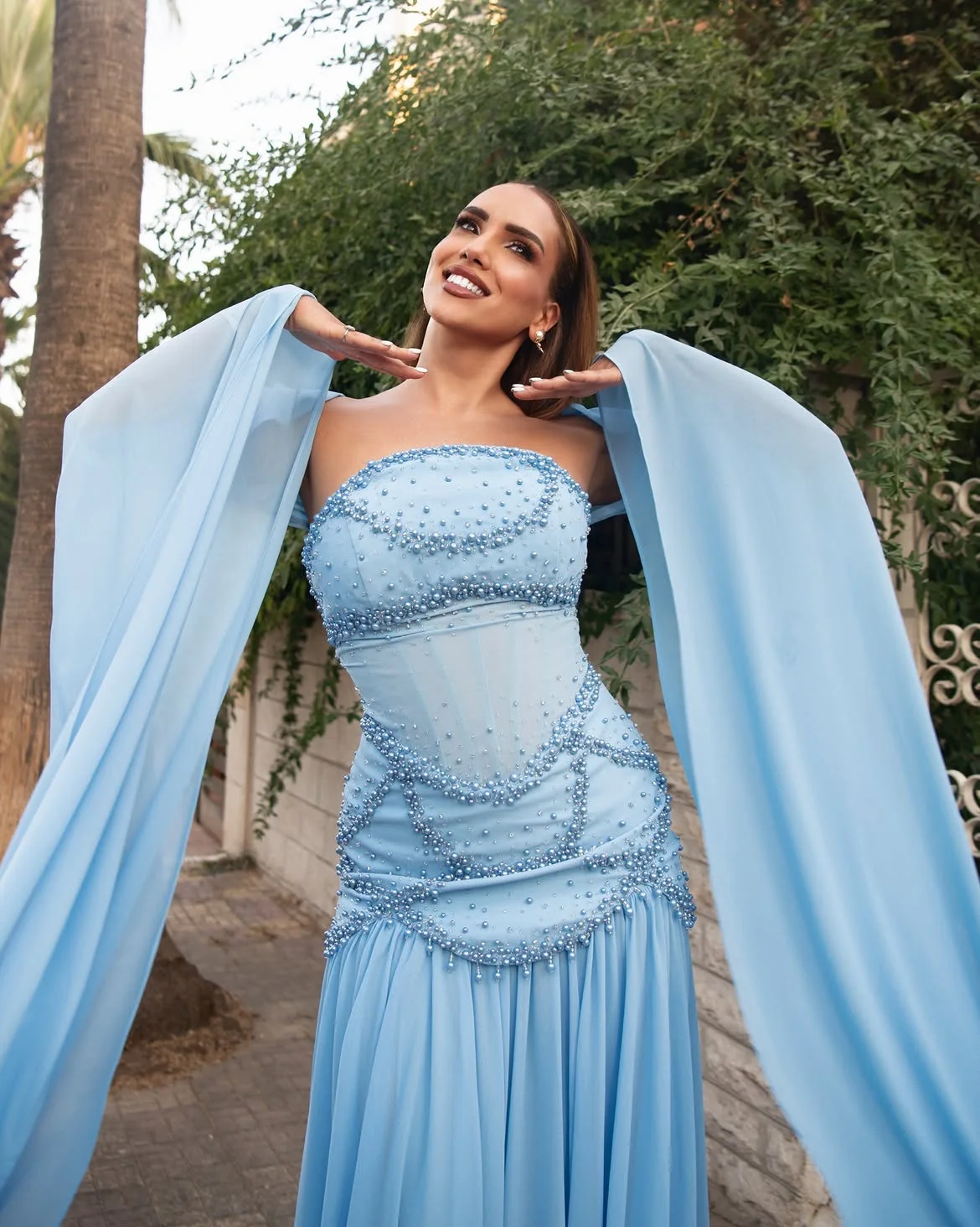 Xijun Luxury Blue Chiffon Evening Dresses Beads Pleated Cape Sleeves Prom Dresses Formal Pleated Long Prom Gowns 2026 Customized