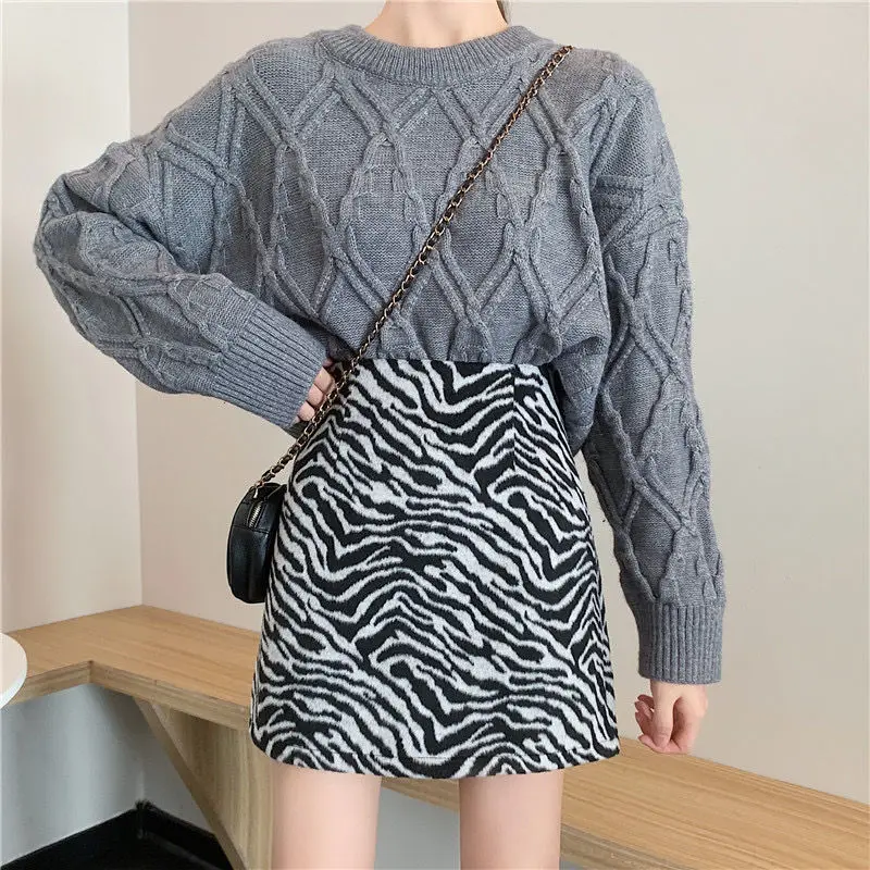 

Temperament Autumn Winter New Woolen Women Zipper High Waist Zebra Stripes Korean Fashion Office Lady A-line Short Bag Hip Skirt