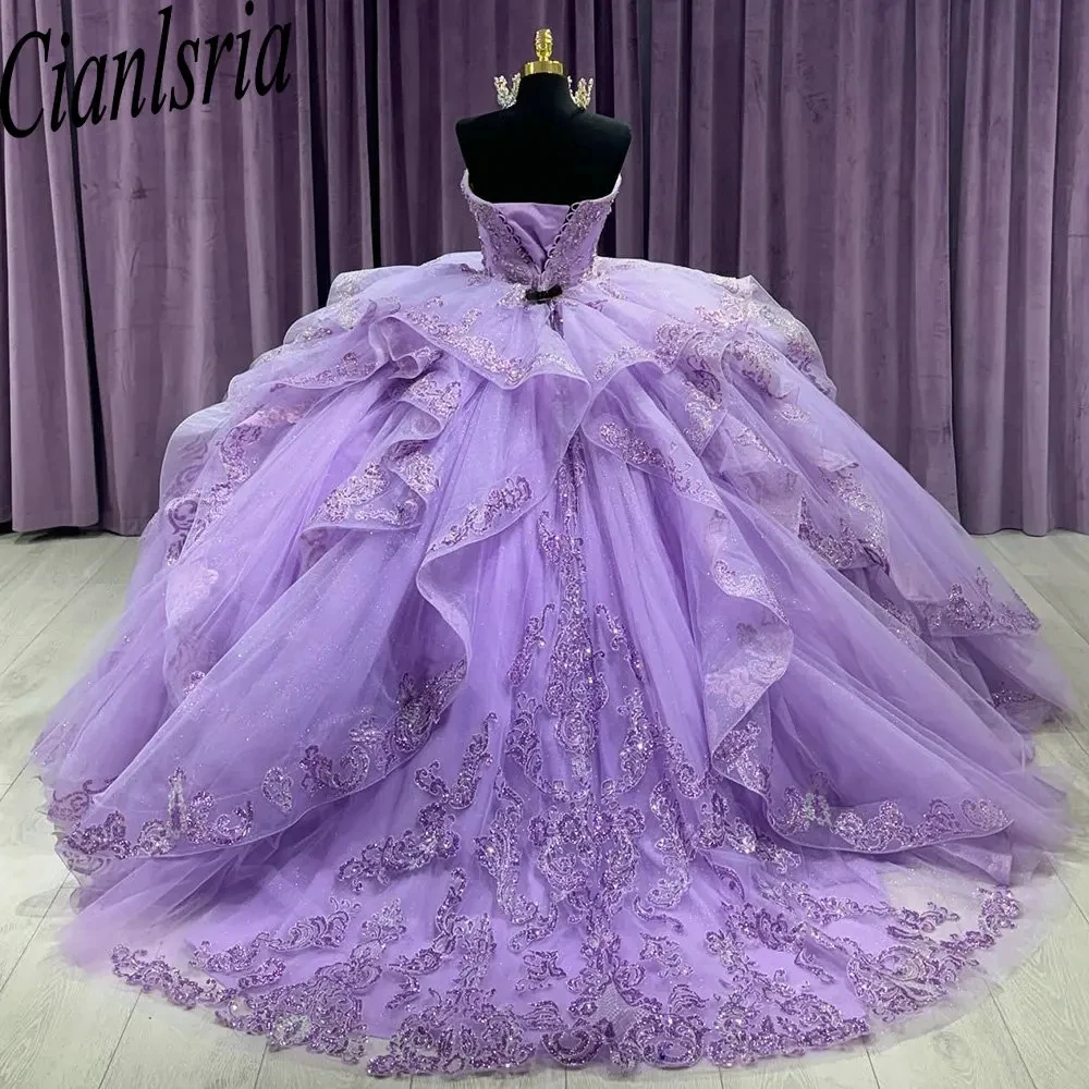 

Lilac Sweetheart Ruffles Ball Gown Quinceanera Dresses Sequined Appliques Lace Corset Vestidos De 15 Años