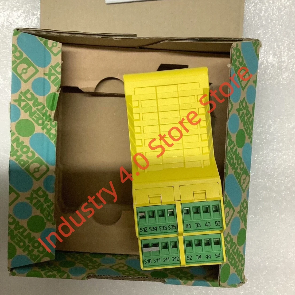 

Реле безопасности 2963912 PSR-SCP-24UC/ESAM4/8X1/1X2, абсолютно новое, 2963996 PSR-SPP-24UC/ESAM4/8X1/1X2