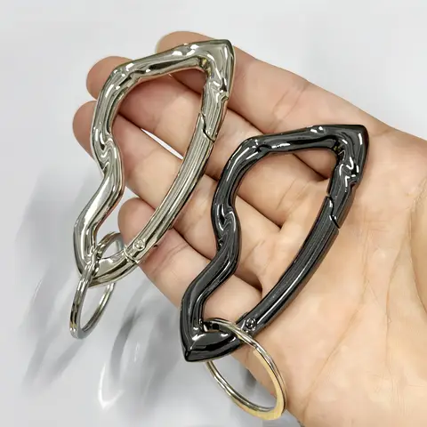 Tomahawk-Shaped Keychain, Creative Metal (with Key Ring), Y2K Pendant Accessory for Waist Styling & Bag Decoration
