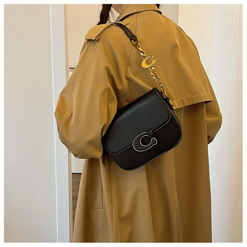 

Изысканная женская сумка для женщин, классическая сумка для подмышек для дальнозоркости, модная и портативная для ежедневного использования и путешествий.