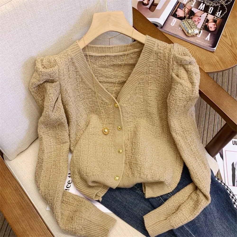 

Knitted Cardigan For Women In Autumn And Winter 2023, New French Style Bubble Sleeves, Retro Feeling, Gentle And Elegant Top