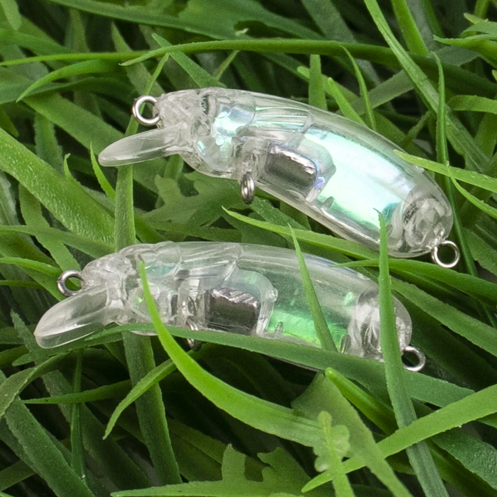 Chan's Huang 50PCS Sinking Unpainted Crankbait Blanks Wholesale 40MM 3G / 45MM 4G Transparent Inner Laser Lure Hard Bait Body