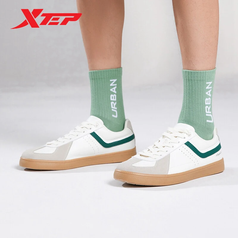 Xtep Skateboarding Shoes Men 2023 Spring Retro Lightweight Male Sports Shoes Non-Slip Soft Casual Men's Sneakers 877219310024