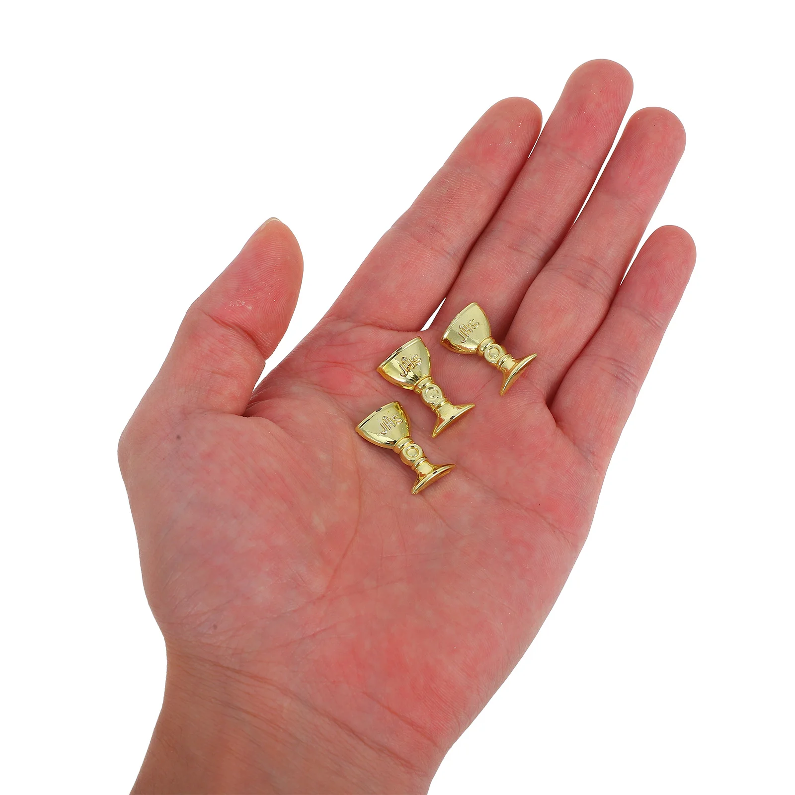 

100Pcs Miniature Decorative Plastic Goblets Vintage Wedding Decor Medieval Party Supplies Small Offering Cups DIY