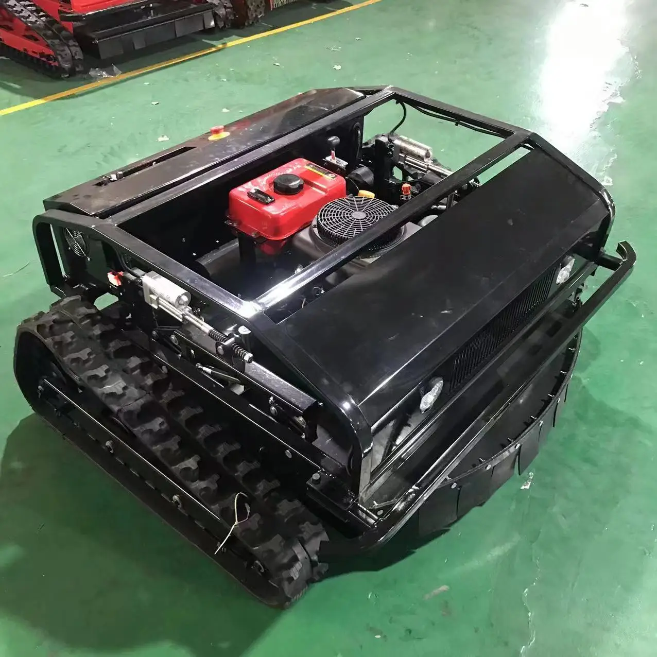 Versatile 4-in-1 Lawn Mower: Mow, Mulch, Bag, Side-Discharge - Adapt to Your Needs
