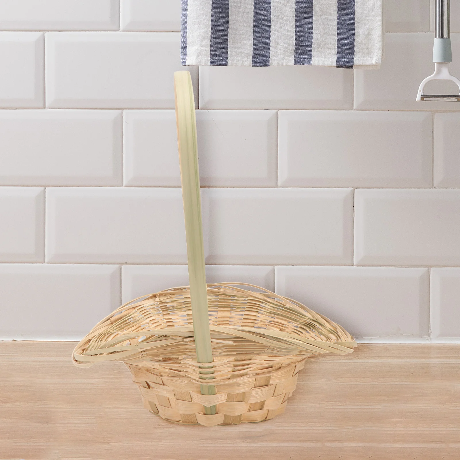

2Pcs Bamboo Woven Storage Basket Handmade Fruit Holder Light Brown Eco-Friendly Organizer Portable for Home Storage