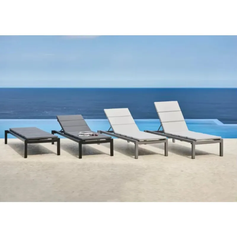 

Luxury Rattan Lounge Furniture for Patio Pool Beach Sun Loungers Villa Garden & Hotel Use Outdoor Swimming Pool Recliner Chair