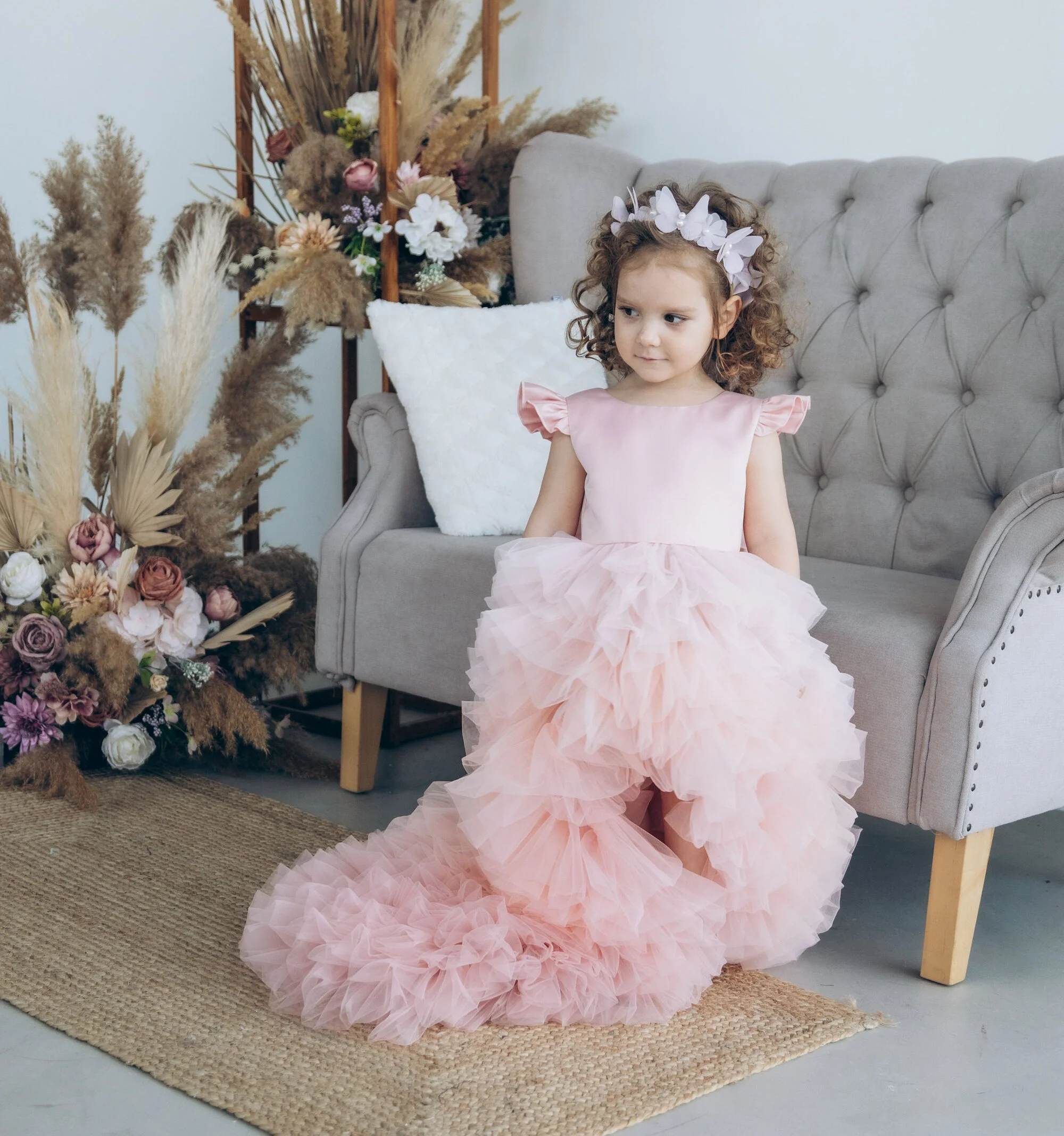 Blush Pink Gorgeous First Year Birthday Party Abito da bambina con strascico per bambino Tulle soffice abito da ragazza di fiori per matrimonio