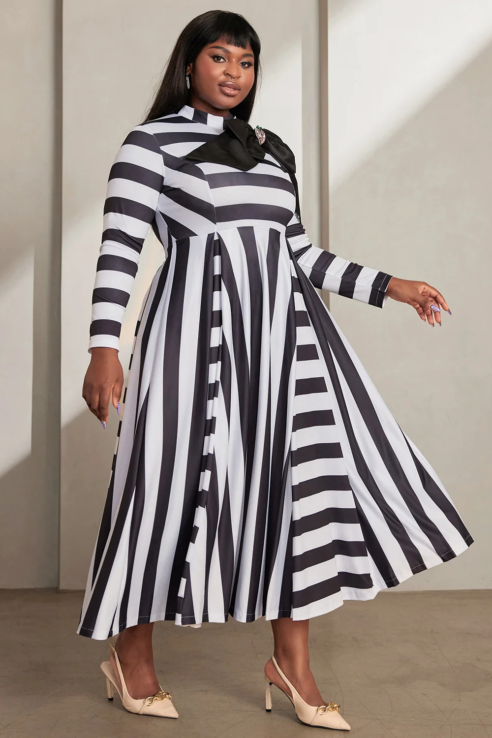 Women\'s Plus Size Semi Formal Maxi Dresses Elegant Black White Striped Fall Winter Mock Neck Long Sleeve Bow Tie Maxi Dresses