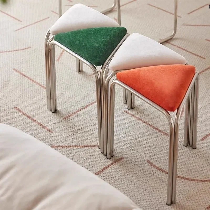 Medieval triangular stool retro cafe restaurant triangular stool stackable stainless steel fabric dining chair