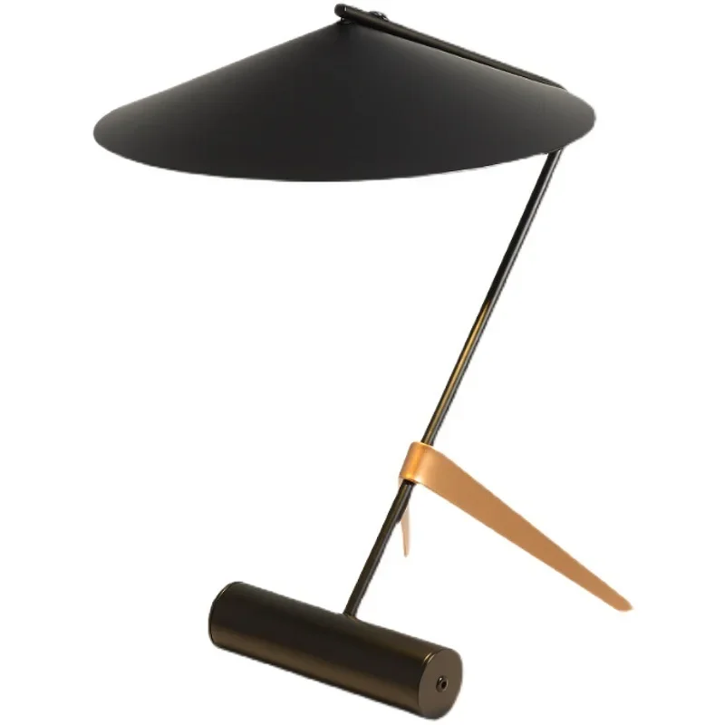 

Nordic simple modern bedroom bedside lamp, light luxury atmosphere desk lamp