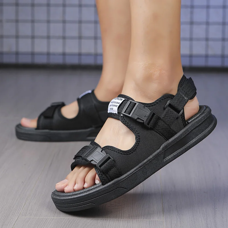 

2025 New Men's Sandals Summer Korean Style Outdoor Beach Slippers PVC Sole Men's Outerwear Student Casual Shoes