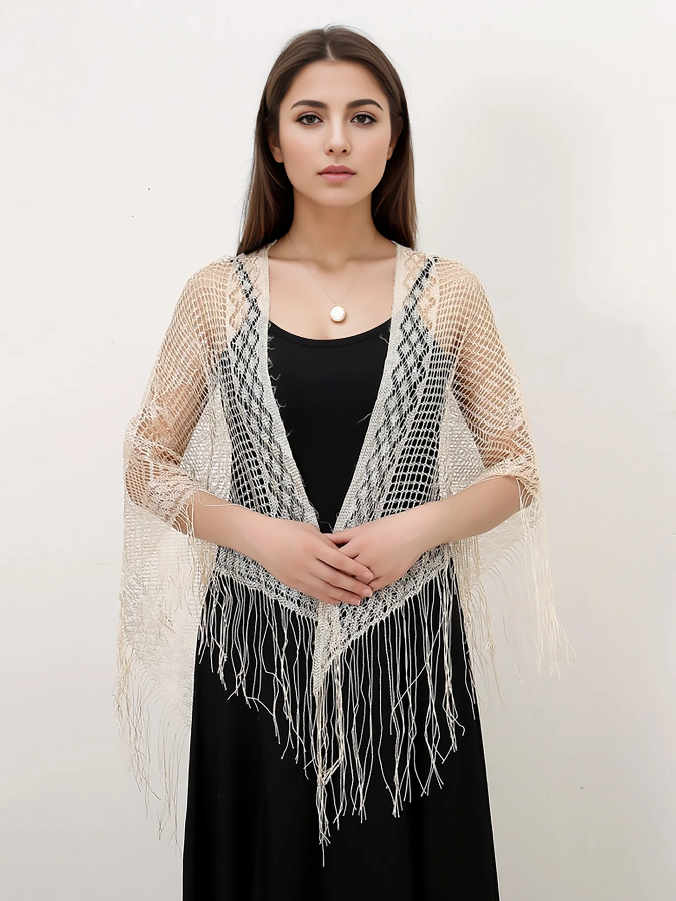 Elegante chal triangular ondulado de encaje, malla hueca, bufanda fina y transpirable con borlas, vestido de noche para fiesta, chal versátil,