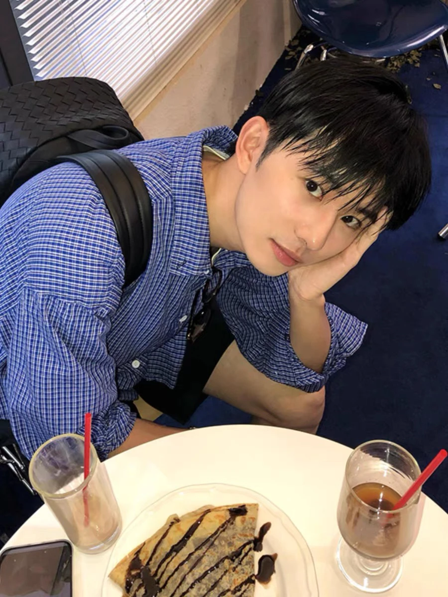 

Свободный крой Preppy Blue Plaid irt Мужской повседневный длинный све irt Корейский Sle Lazy Sle College Sle Универсальный моющийся ...