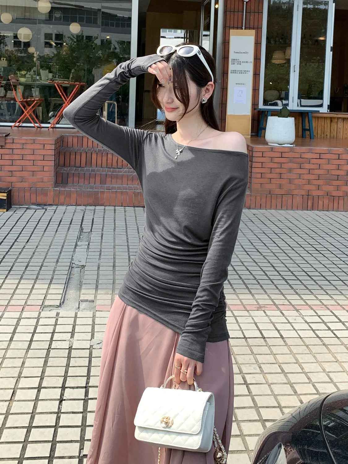 

Женская футболка с колючками Long Sve, корейская мода, облегающий осенний топ, Новое поступление, красивый экспозиционный топ