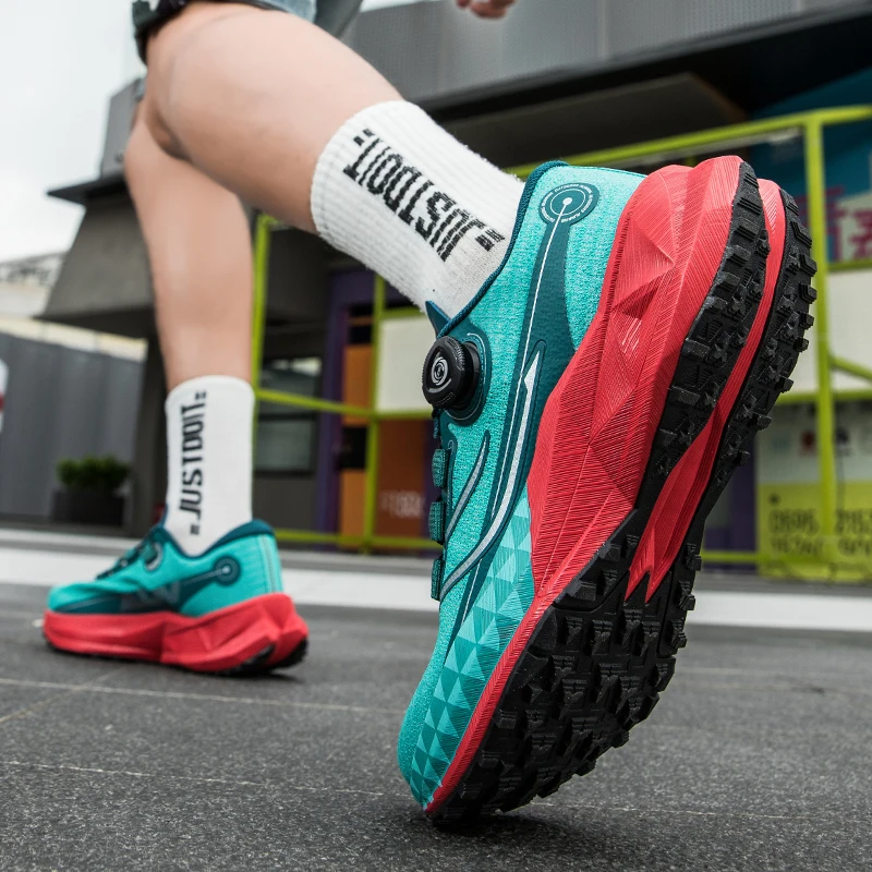 

New 2025 summer hot sale lightweight breathable professional training running shoes sports shoes fitness ultra-light shoes Very