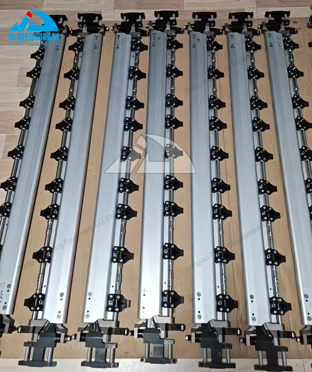 Barra de Sujeción de Alta Calidad para Máquina de Impresión Offset, Longitud 1280mm, para Máquina de Corte Bobst 106, Barra de Pinzas BSA05650000FA