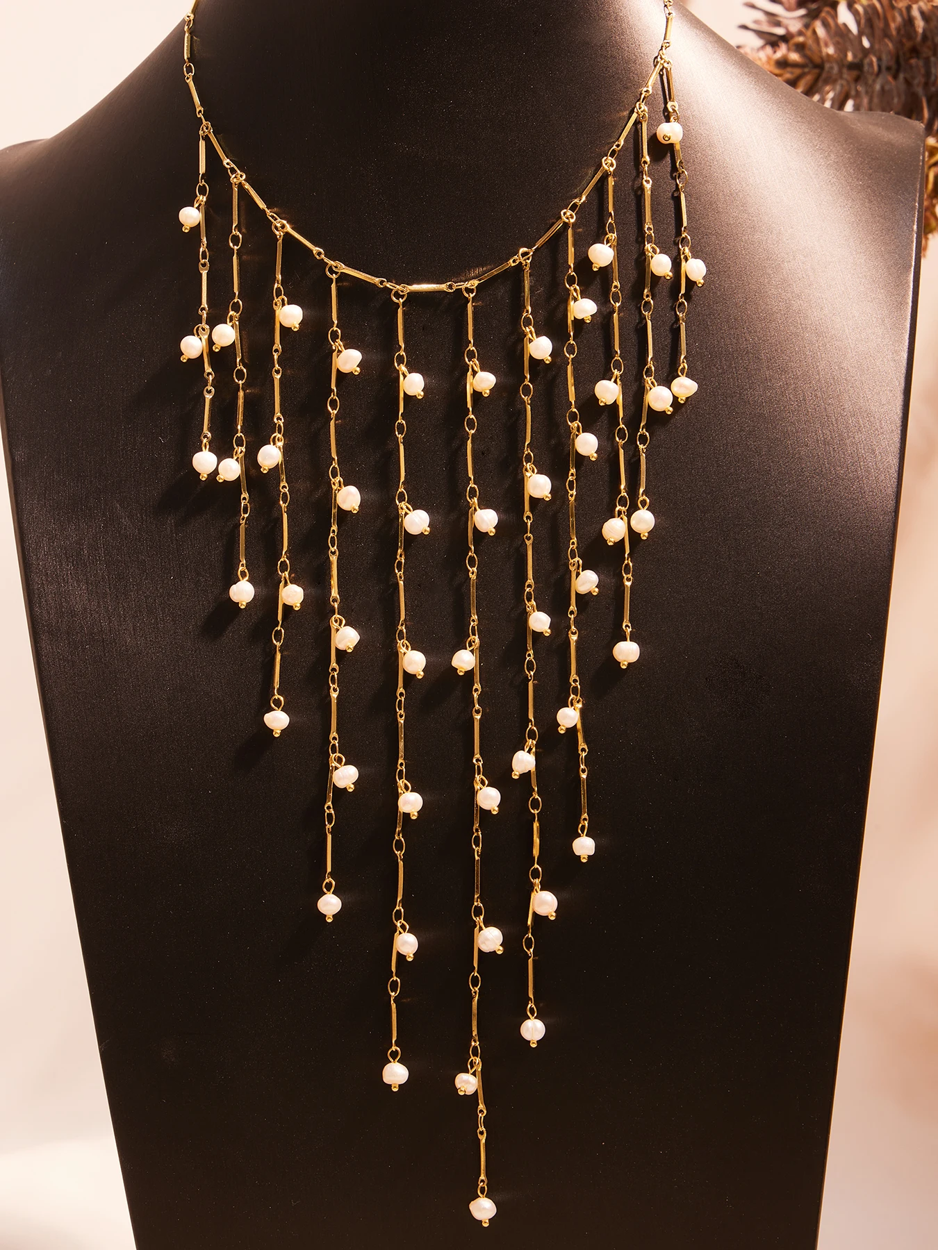 Liora Elegant Multi- Layer Tassels Freshwater Pearl Chain Necklace for Women Stainless Steel Charm Dancer Choker Banquet Jewelry