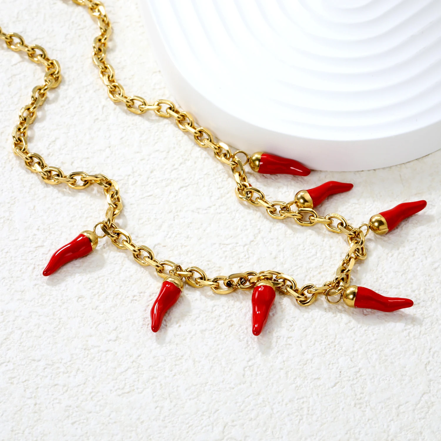 LUXUKISSKIDS Hyperbole Red Chili Charms Clavicle Choker for Woman Chunky Chilli Pendant Steel Necklaces Birthday Party Jewelry