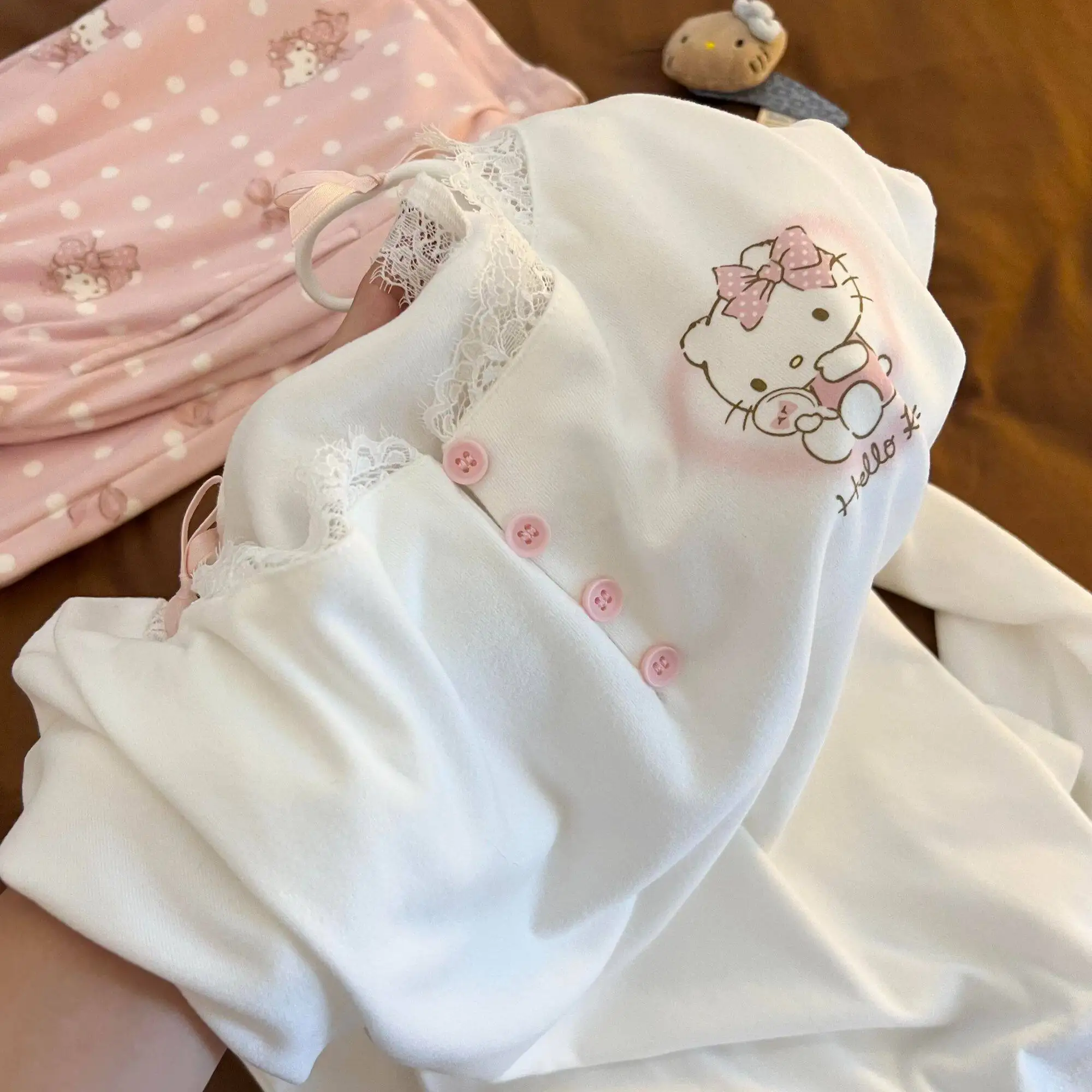 

Cartoon Women T-Shirt Long Sleeve Tops Base Layer Soft Comfortable Print Lace Trim Lounge Wear Kawaii Anime Hello Kitty Student