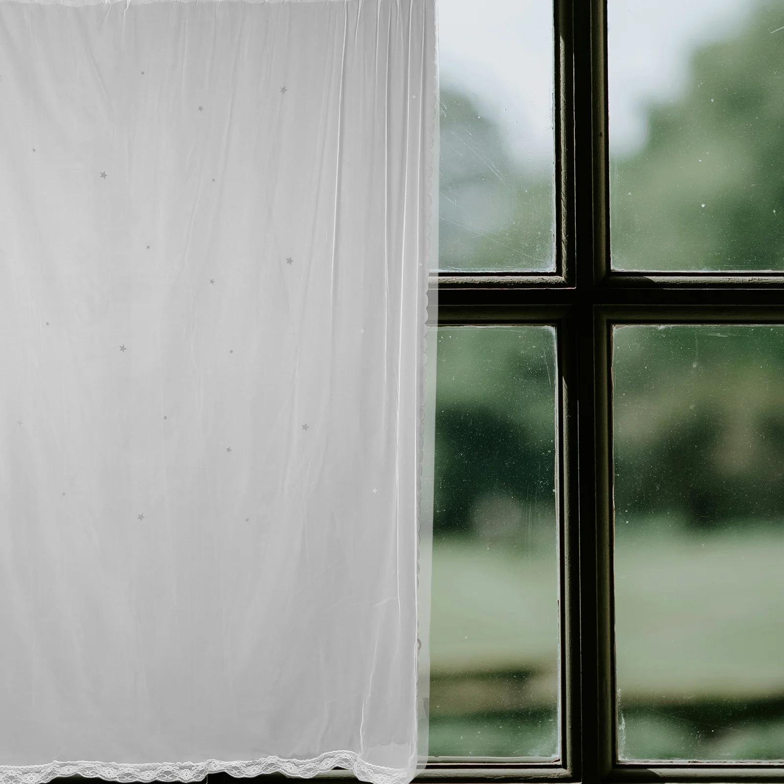 Gorden Blackout Pola Bintang Berongga Lapis Ganda dengan Lubang Gantungan untuk Menggelapkan Ruangan di Kamar Tidur dan Ruang Tamu