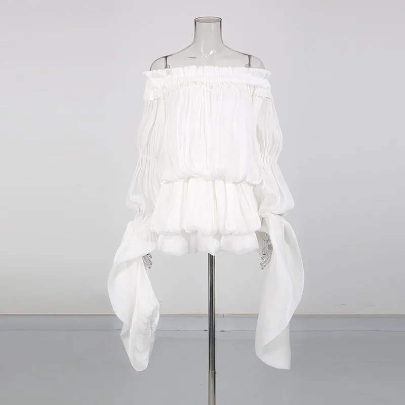 2026 Neues Schulterfreies Kleid mit Einseitigem Ausschnitt, Unregelmäßigem Band und Rüschenrock für einen Resort-Look für Damen – Detail 13